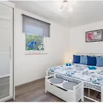 M&l Apartment