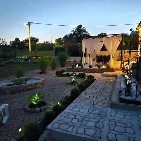 M&l Διαμέρισμα *