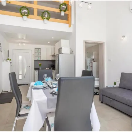 Apartment M&l Zgaljic
